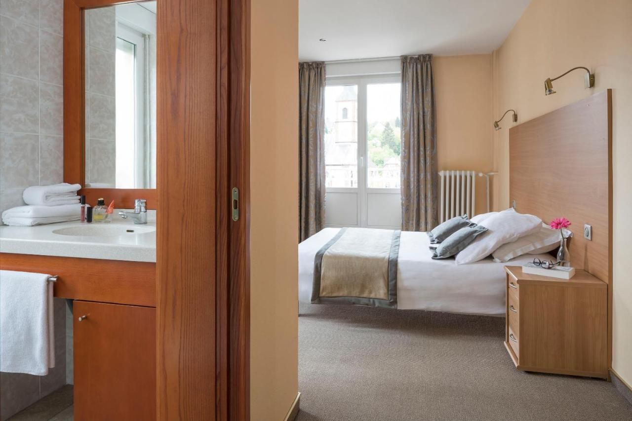 Hotel Restaurant Le Bristol Niederbronn-les-Bains Bagian luar foto