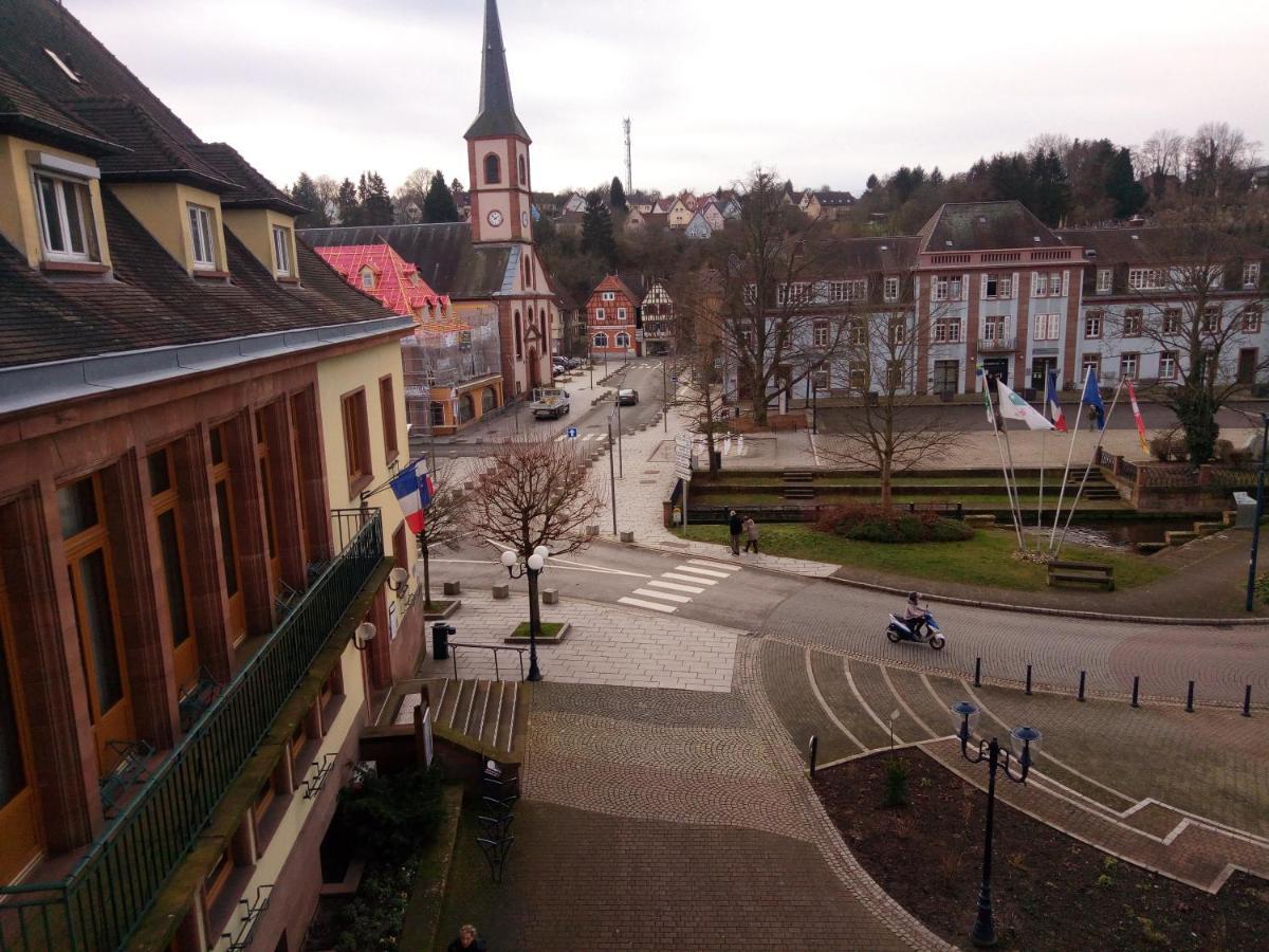 Hotel Restaurant Le Bristol Niederbronn-les-Bains Bagian luar foto